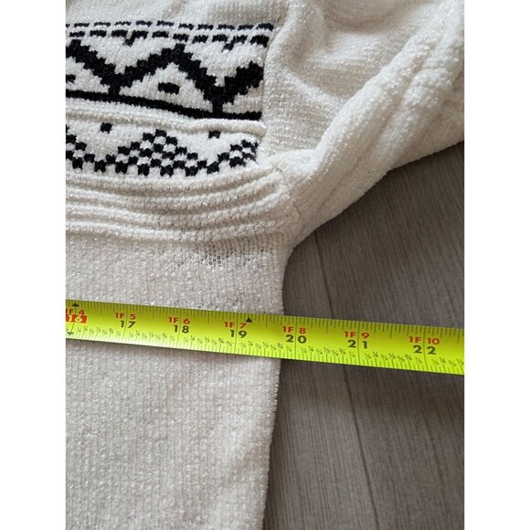 Christian Siriano Womens White & Black Geometric Knit Turtleneck Sweater Size M - Picture 7 of 8